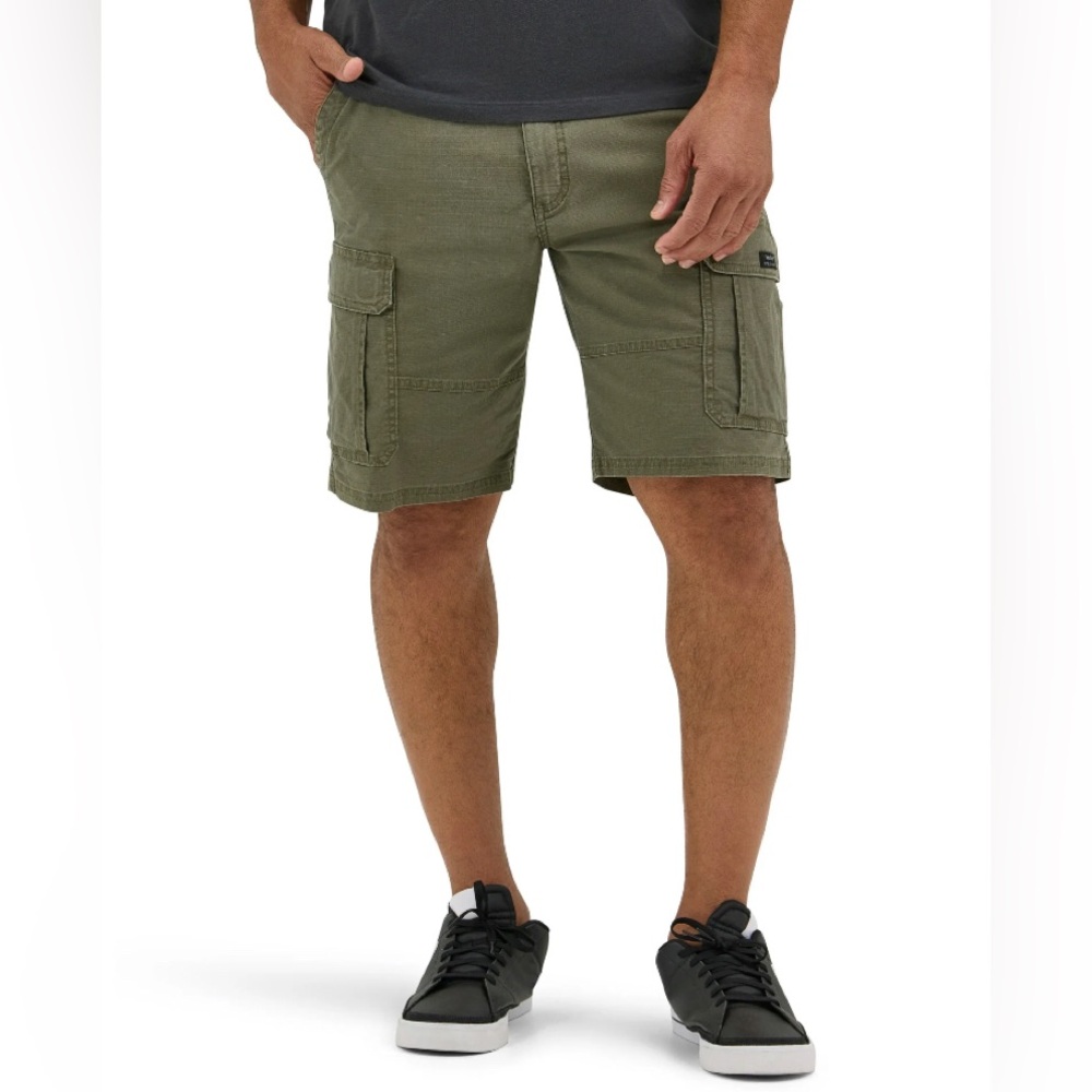 WRANGLER Mens Cargo Shorts Size 44 Waist Khaki Green Cotton Elastane New